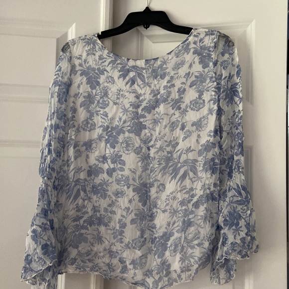 Viola Borghi lightweight blouse, size large, white & blue - Picture 2 of 5